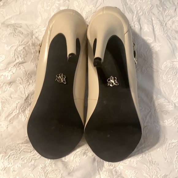 Rock & Republic Double Strap Heels - Picture 8 of 12